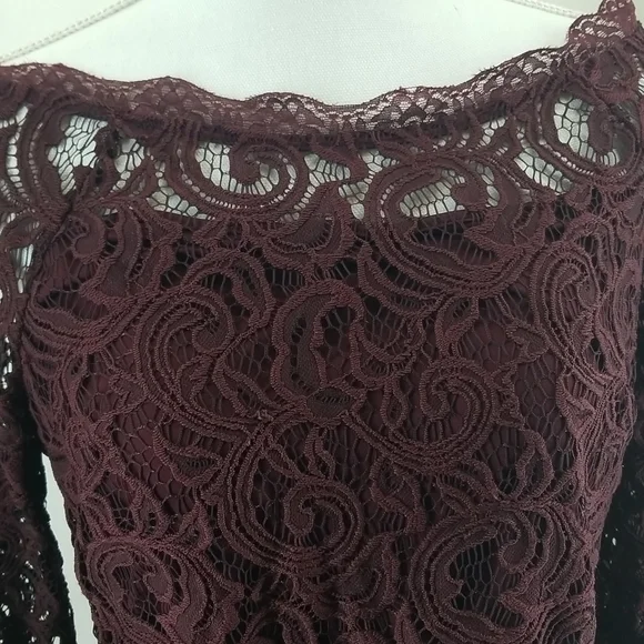 ADRIANNA PAPELL Brown Wide Neckline Off Shoulder Flare Sleeve Lace Shirt Top - Picture 4 of 14